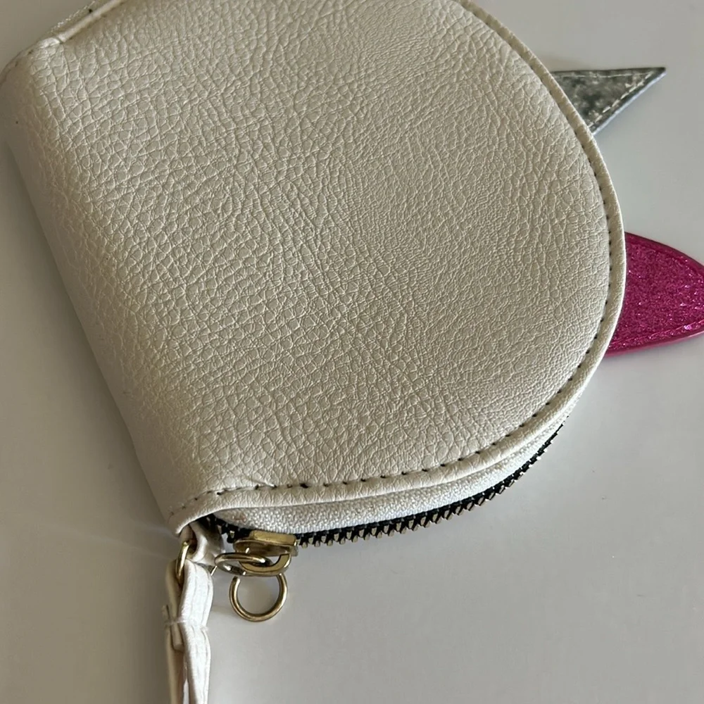 π₯ Host Pick π₯ Unicorn Wristlet / Wallet / Coins - Picture 6 of 14